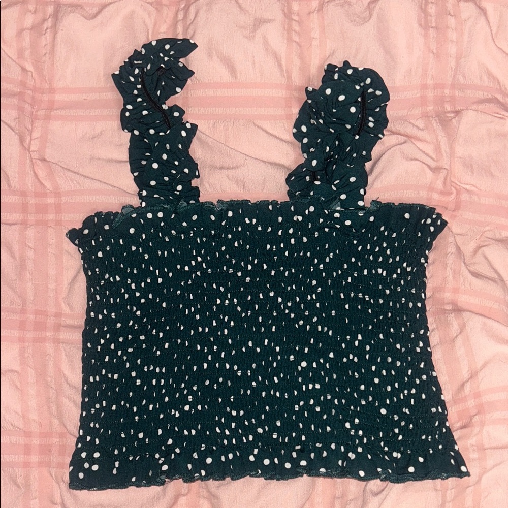 Women’s top polka dots